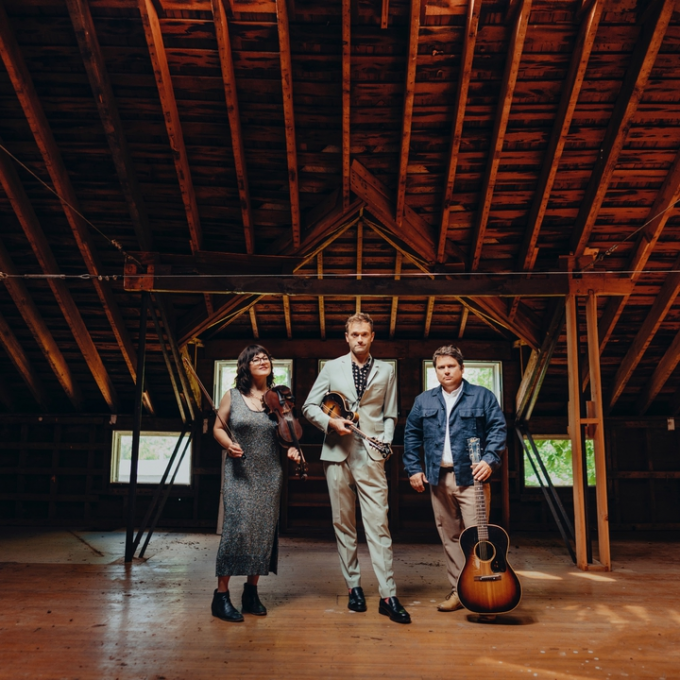 Nickel Creek at Arlene Schnitzer Concert Hall